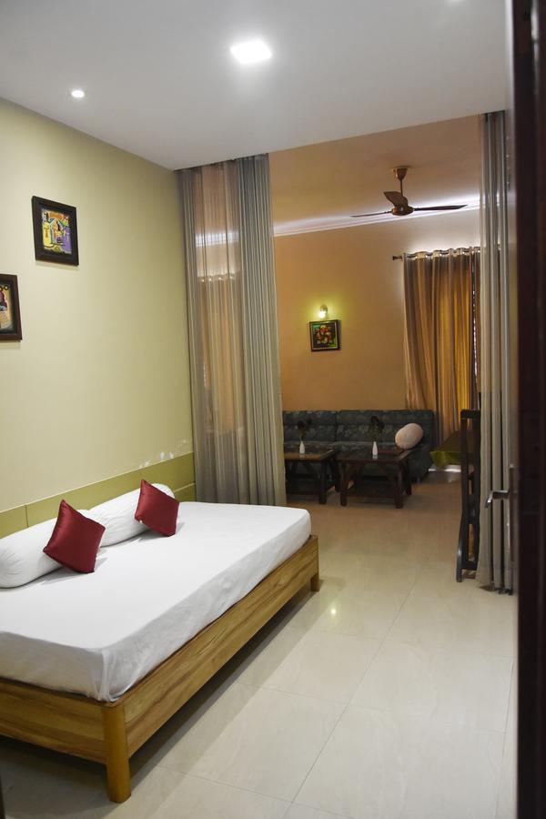 Hotel Vibhav Harsh Varanasi Exterior foto